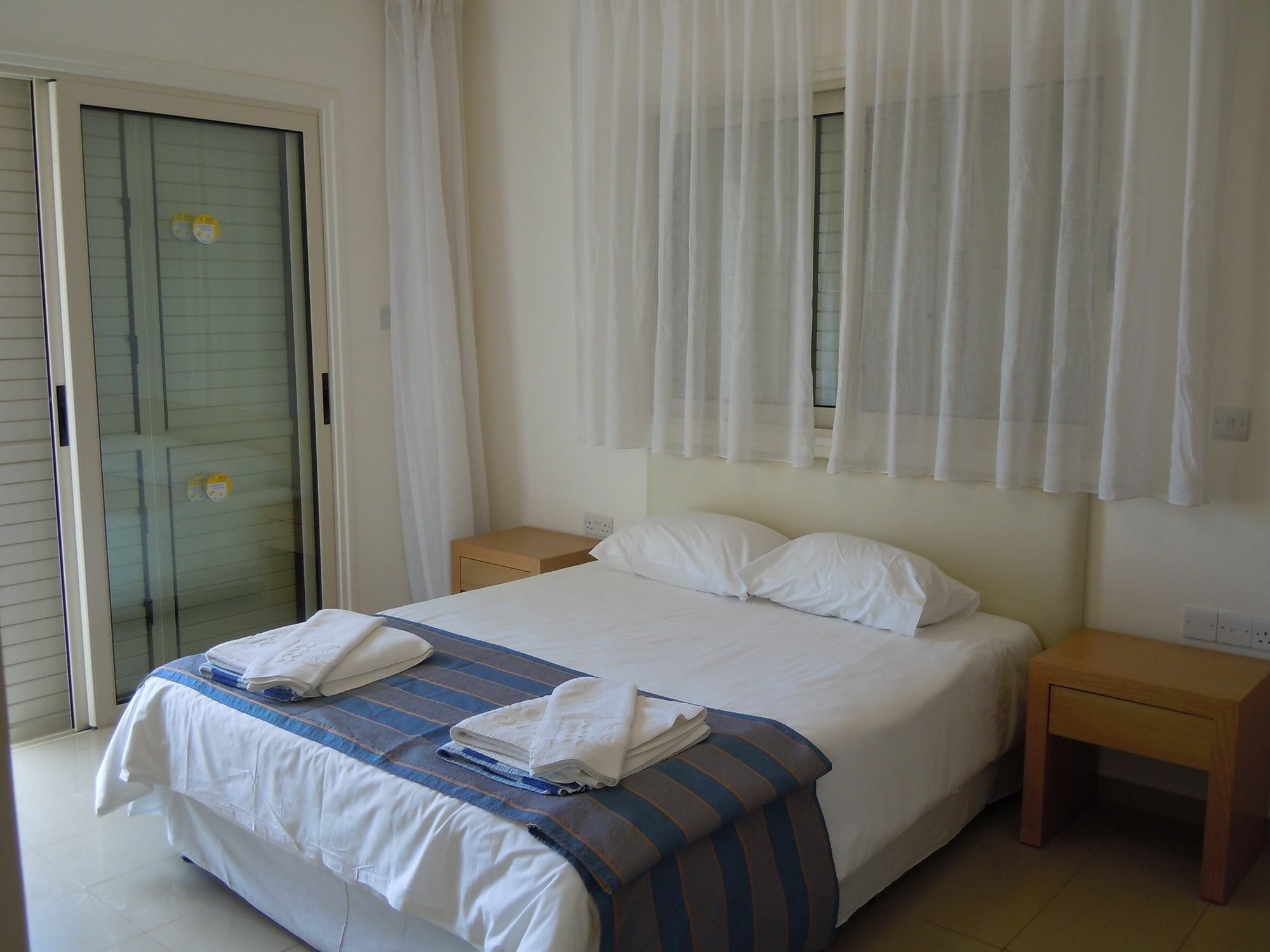 Athena Beach Villas Protaras Exterior photo